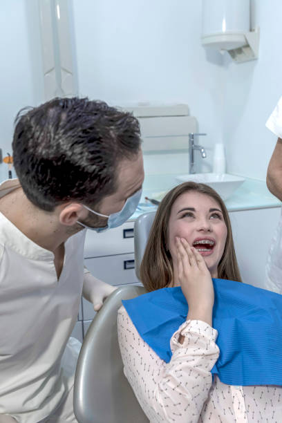 Best Tooth Infection Emergency Dentist  in Chesterfield, IN